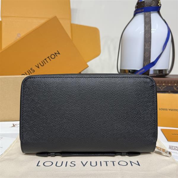 2026122105450303 420